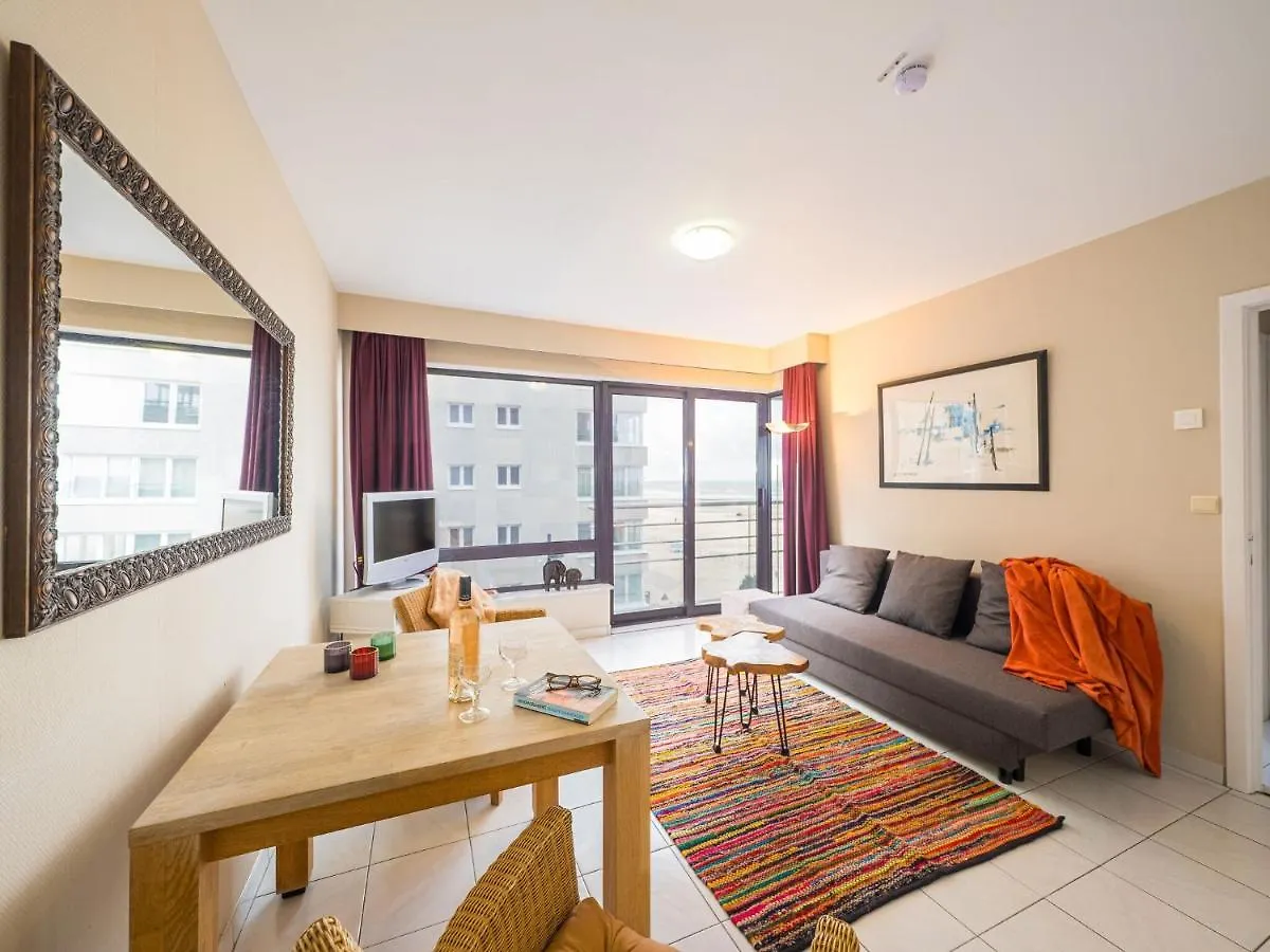 Appealing Studio With Terrace Middelkerke