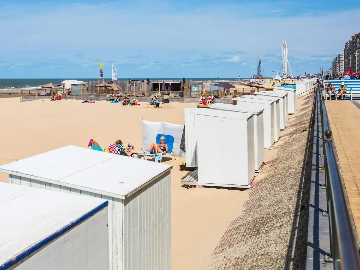 Appartamento Appealing Studio With Terrace Middelkerke